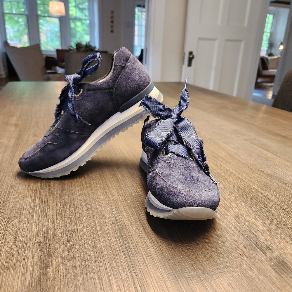 Gabor-Comfort Girl's/Women's Ribbon Lace-Up Blue Suede Size 4.5 B